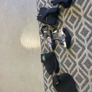 Cressi Neoprene Dive Boots and Gloves Set